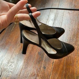 Vintage chanel slingbacks